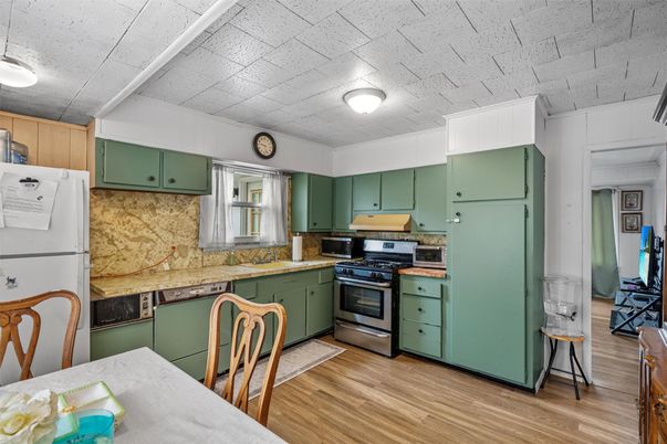 Interior, Kitchen, Stainless Steel Appliances, Wood Texture Flooring