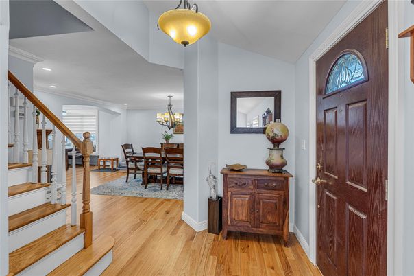 Chandelier, Dining room, Interior, Recessed Lighting, Wood Texture Flooring