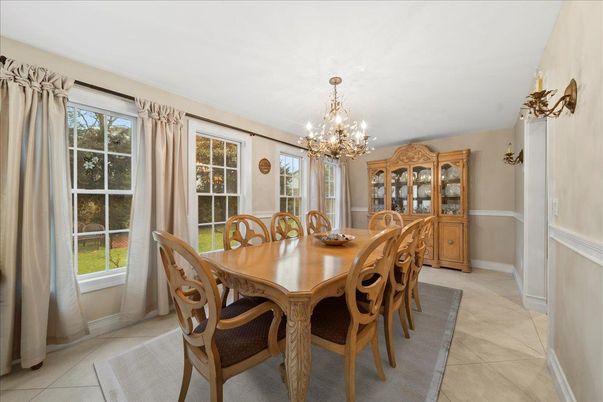 Chandelier, Dining room, Interior