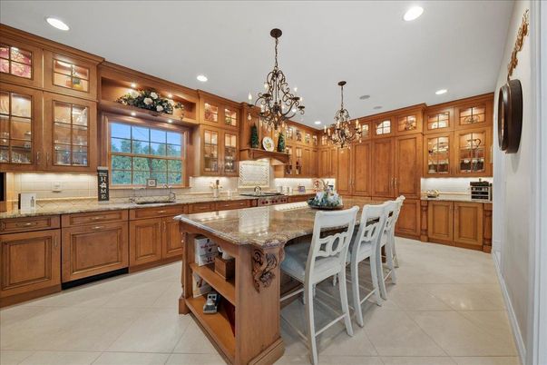 Chandelier, Dining room, Interior, Kitchen, Recessed Lighting