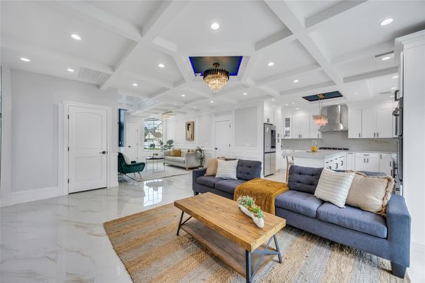 Chandelier, Interior, Kitchen, Living room, Marble, Recessed Lighting