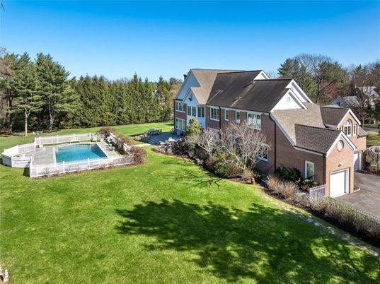 Backyard, Detached Garage, Exterior, Pool