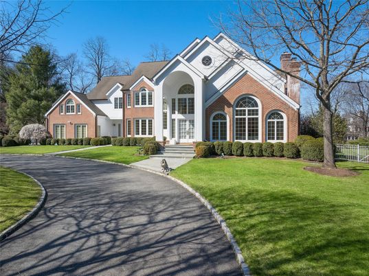 Exterior, Facade, Brick Facade, French Provincial