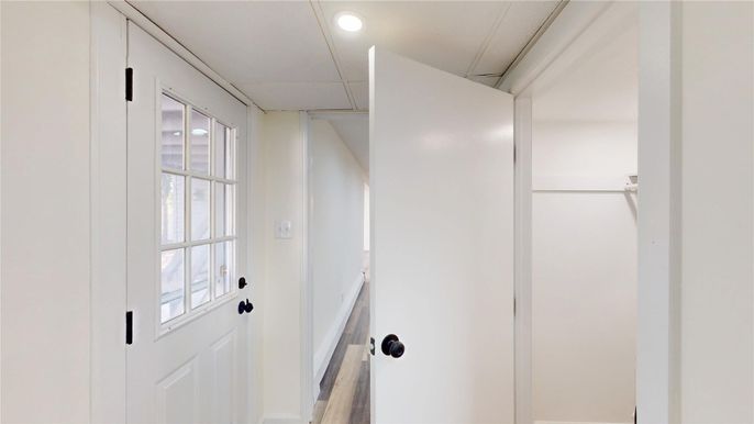 Interior, Recessed Lighting