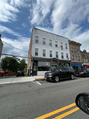 Exterior, Facade, Condo Building