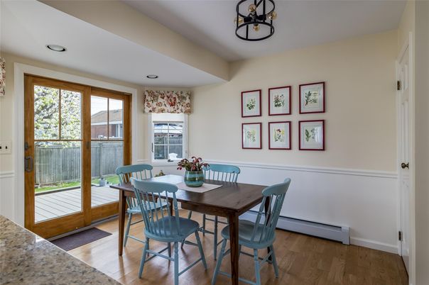 Dining room, Interior, Recessed Lighting, Wood Texture Flooring