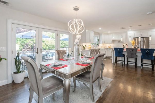 Dining room, Interior, Kitchen, Pendant Lights, Recessed Lighting, Stainless Steel Appliances, Wood Texture Flooring