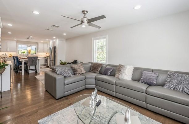 Dining room, Interior, Kitchen, Living room, Pendant Lights, Recessed Lighting, Wood Texture Flooring