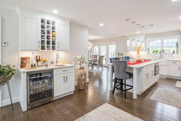 Dining room, Interior, Kitchen, Pendant Lights, Recessed Lighting, Wood Texture Flooring