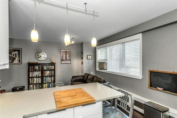 Dining room, Interior, Pendant Lights