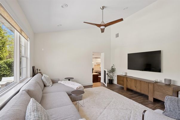 Interior, Living room, Recessed Lighting, Wood Texture Flooring