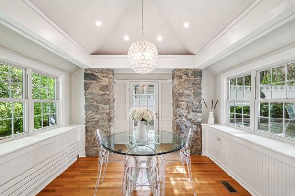 Dining room, Interior, Pendant Lights, Recessed Lighting, Stone Walls, Wood Texture Flooring