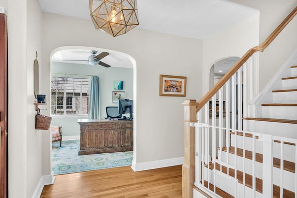 Chandelier, Interior, Wood Texture Flooring