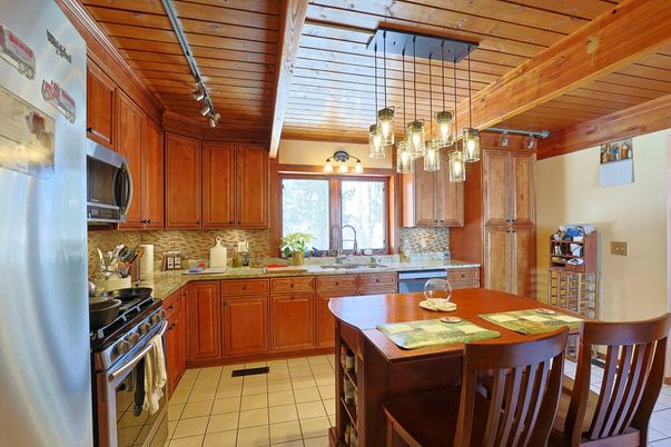 Dining room, Interior, Kitchen, Wooden Beams, Wooden Ceilings