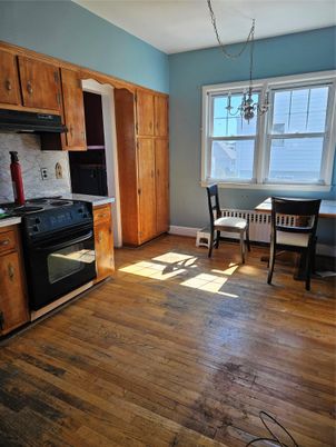 Chandelier, Dining room, Interior, Kitchen, Wood Texture Flooring