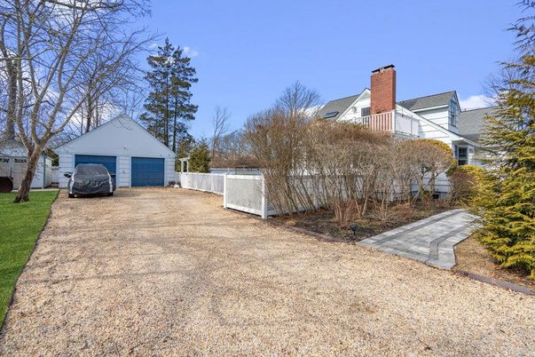 Backyard, Detached Garage, Exterior
