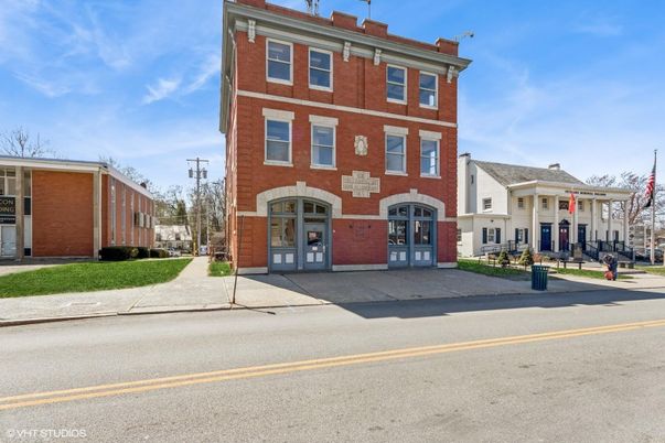 Exterior, Facade, Brick Facade, Rowhouse
