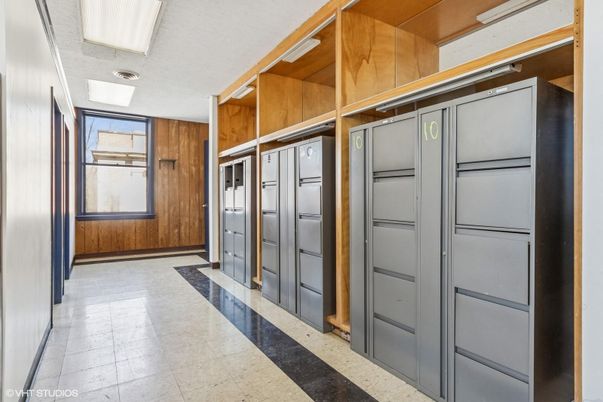 Elevator, Interior, Wooden Walls