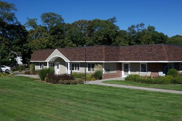 Backyard, Exterior, Facade, Ranch