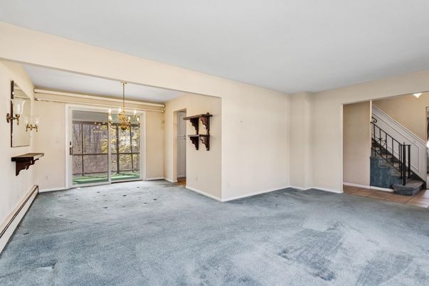 Chandelier, Empty room, Interior
