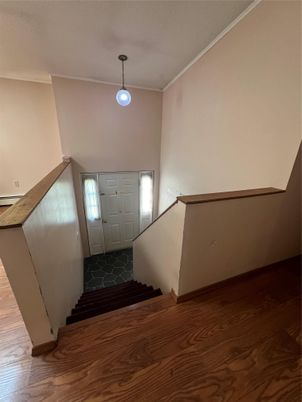 Interior, Pendant Lights, Wood Texture Flooring