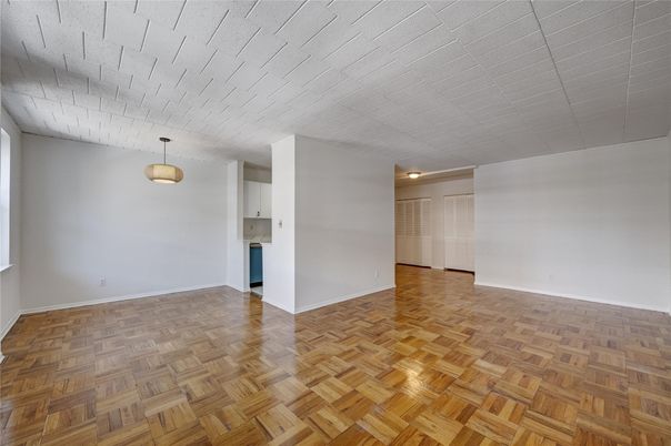 Empty room, Interior, Pendant Lights, Wood Texture Flooring