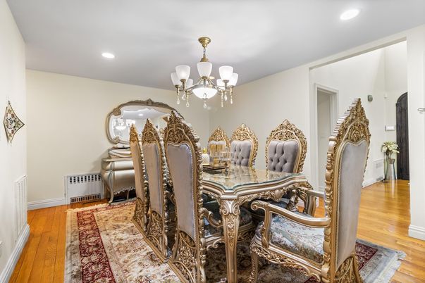 Chandelier, Dining room, Interior, Recessed Lighting, Wood Texture Flooring