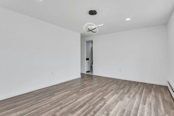 Empty room, Interior, Pendant Lights, Recessed Lighting, Wood Texture Flooring