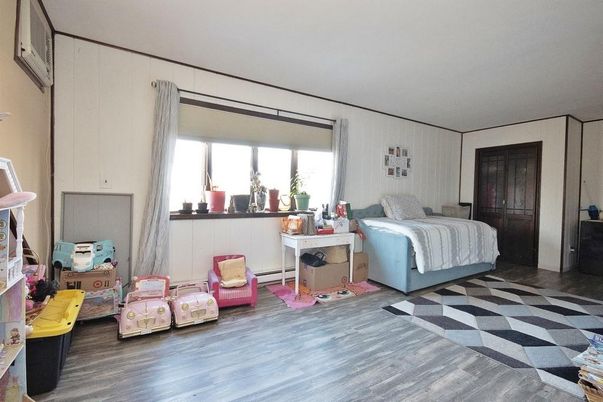 Bedroom, Home Office, Interior, Wood Texture Flooring