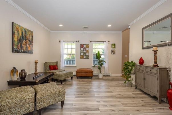 Interior, Living room, Recessed Lighting, Wood Texture Flooring