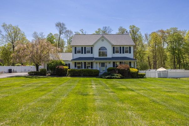 Backyard, Exterior, Facade, Georgian