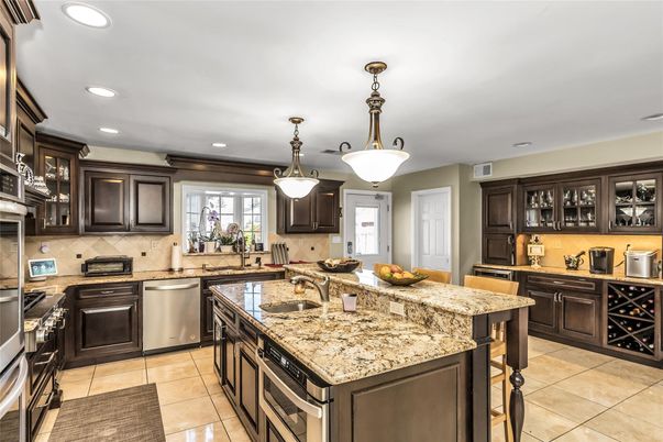 Interior, Kitchen, Pendant Lights, Recessed Lighting, Stainless Steel Appliances