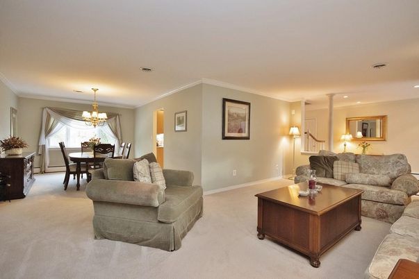 Chandelier, Dining room, Interior, Living room, Recessed Lighting