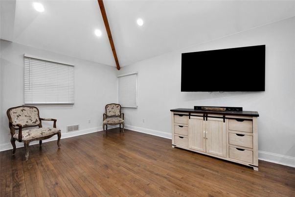 Interior, Recessed Lighting, Wooden Beams, Wood Texture Flooring