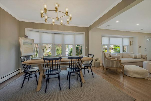 Chandelier, Dining room, Interior, Living room, Recessed Lighting, Wood Texture Flooring