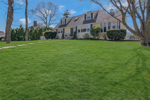 Attached, Backyard, Exterior, Facade, Cape Cod