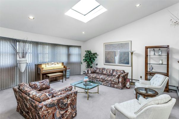 Interior, Living room, Piano, Recessed Lighting