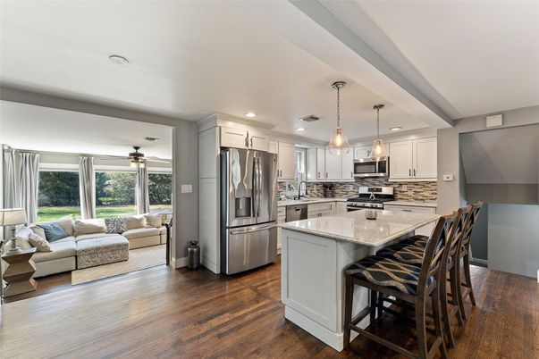 Interior, Kitchen, Living room, Pendant Lights, Recessed Lighting, Stainless Steel Appliances, Wood Texture Flooring