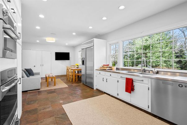 Interior, Kitchen, Living room, Recessed Lighting, Stainless Steel Appliances