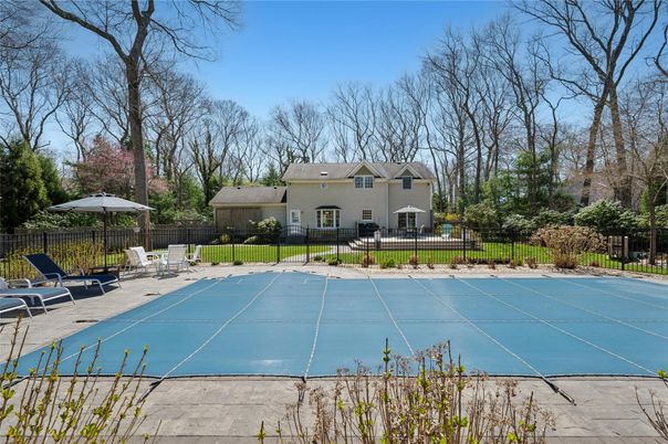 Exterior, Tennis Courts