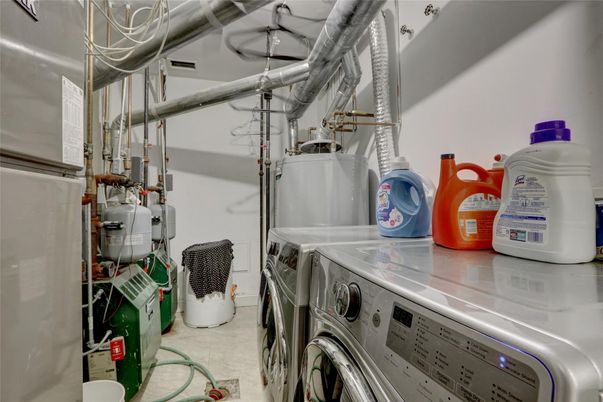 Interior, Washer