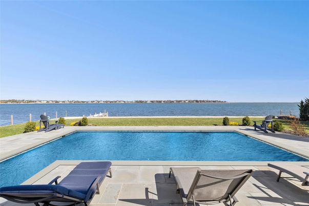 Exterior, Lake, Pool, Water