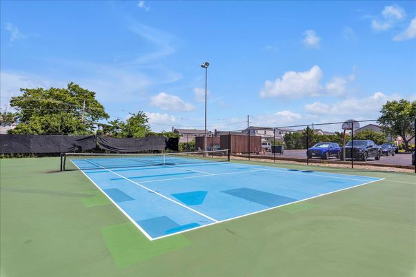 Exterior, Tennis Courts
