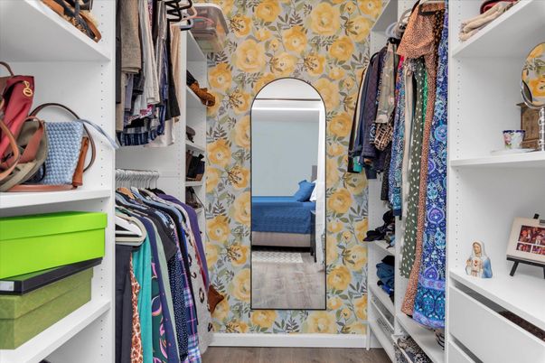 Interior, Walk-in Closets