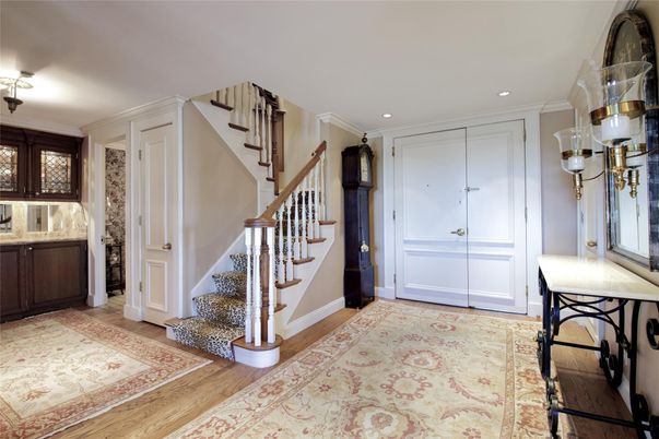 Interior, Recessed Lighting, Wood Texture Flooring