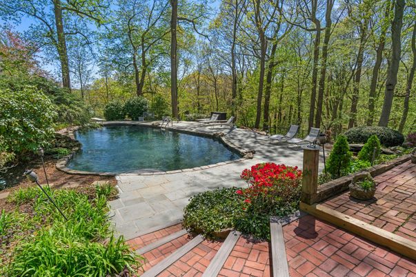 Exterior, Lake, Pool