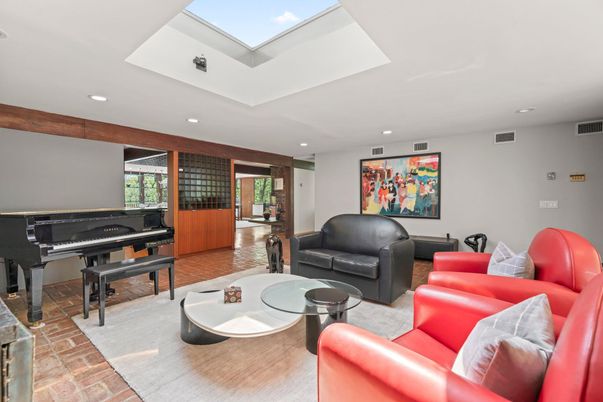 Interior, Living room, Piano, Recessed Lighting