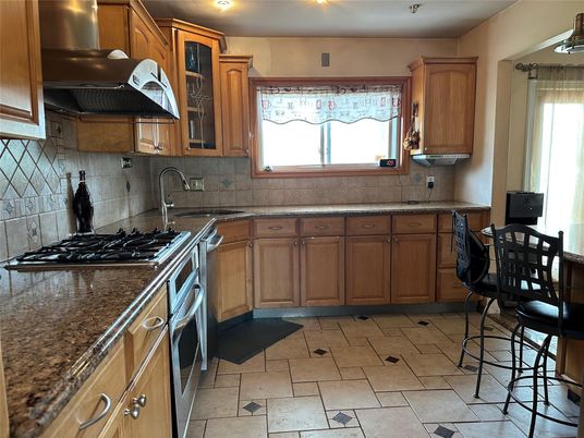 Interior, Kitchen, Stainless Steel Appliances