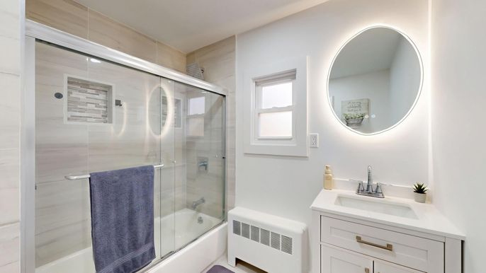 Bathroom, Glass Shower, Interior