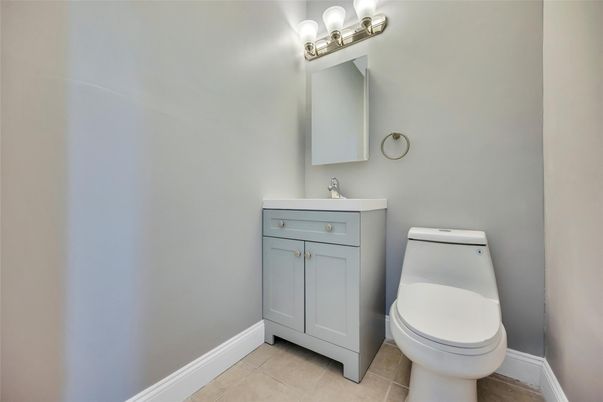 Bathroom, Interior